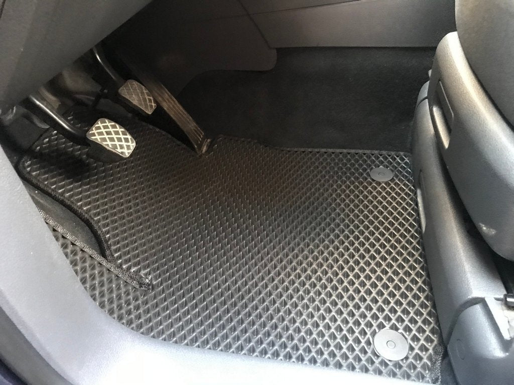 EVA Floor Mats (black) for Volkswagen Touran 2003-2010 - image 1