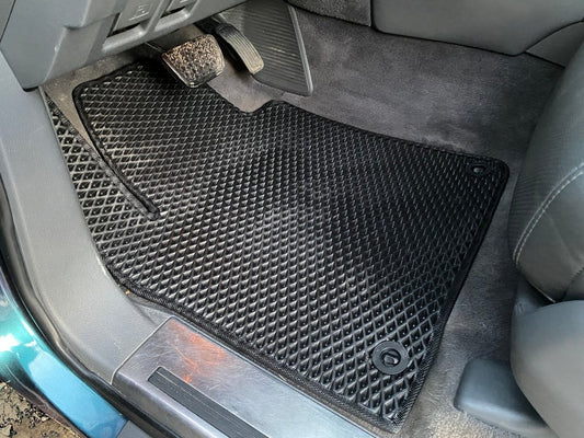 Polyurethane Floor Mats (2008-2012, EVA, Black) for Lexus LX570/450d 2008-2022 - image 1