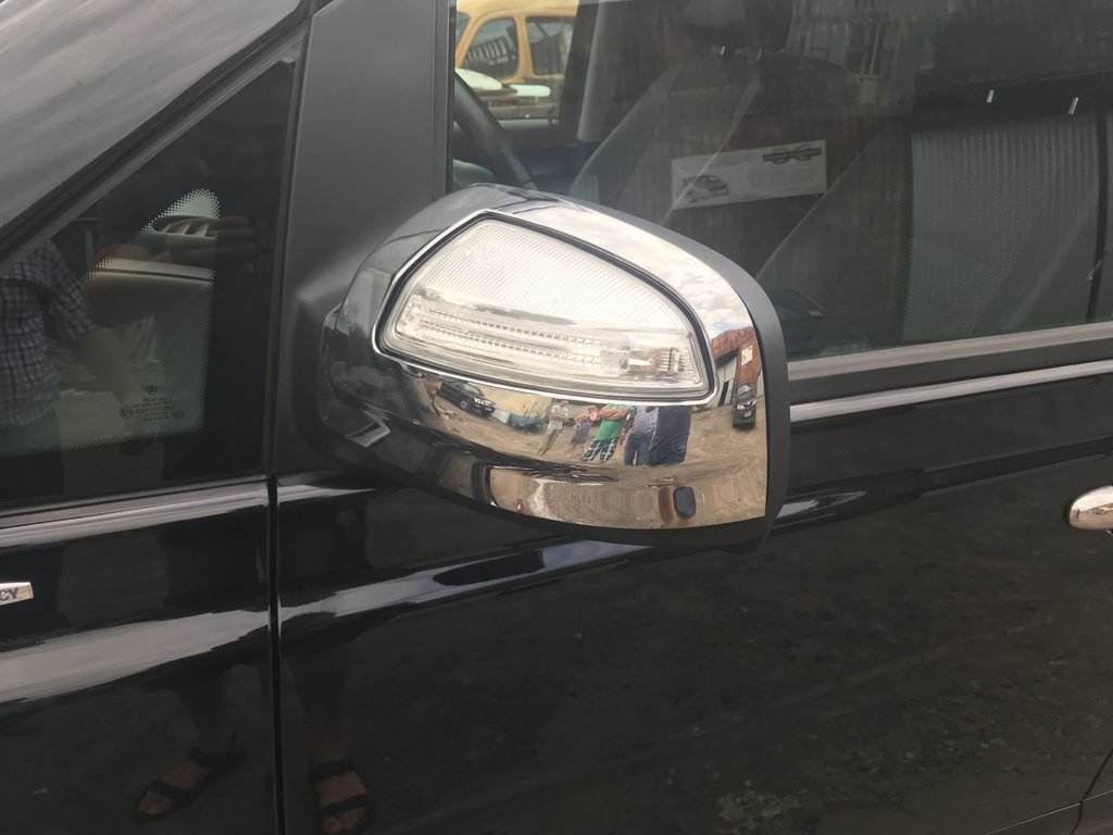 Covers for mirrors VIANO 2010-2015 (2 pieces, plastic) for Mercedes Viano 2004-2014 - Reelken Auto
