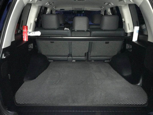 Trunk mat V-1 (EVA, 5 seats, black) for Toyota Land Cruiser 200 - Reelken Auto