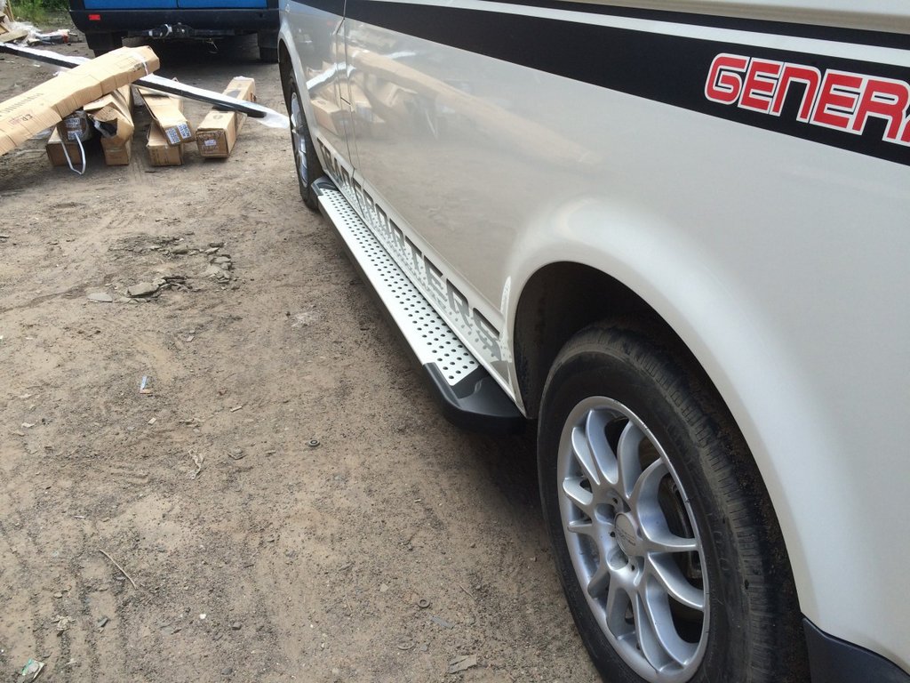 Side sills Allmond Grey (2-piece pack) for Volkswagen T5 Transporter 2003-2010 - image 1