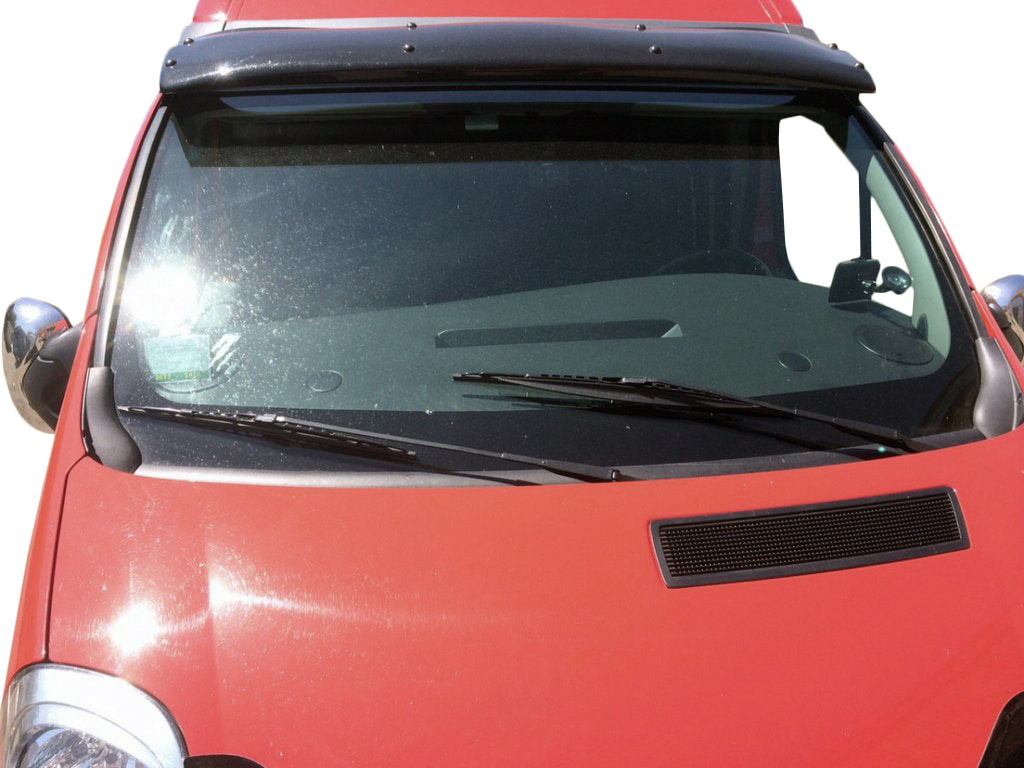 Windshield visor (black gloss, 5mm) for Nissan Primastar 2002-2014 - image 1