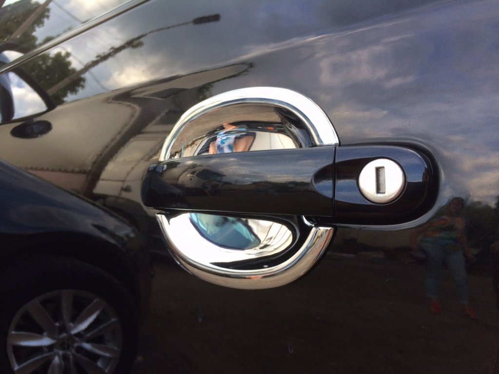 Door handle bowls (4 pcs, plastic) for Volkswagen Golf Plus 2004-2014 - image 1