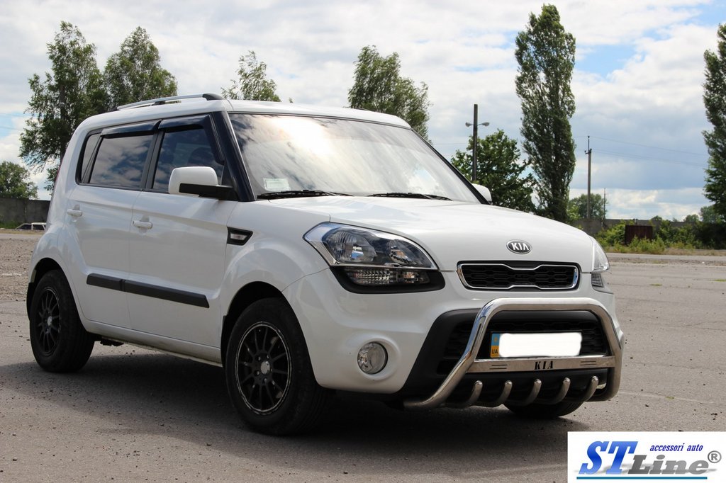 The bumper guard (stainless) for Kia Soul I 2008-2013 - image 3