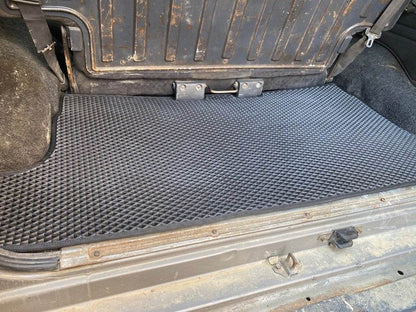 Rug trunk Short (EVA black) for Nissan Patrol Y60 1988-1997 - Reelken Auto