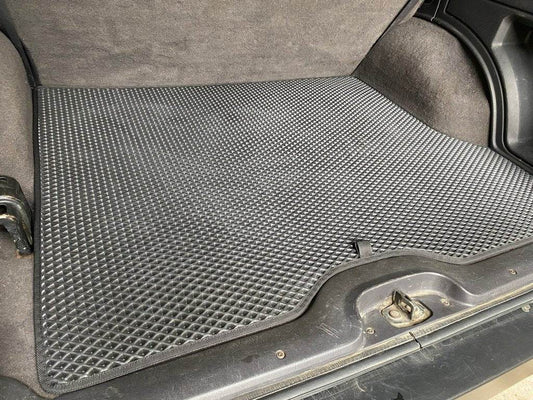 A cargo Mat (EVA black) for Jeep Cherokee XJ 1984-2001 - Reelken Auto
