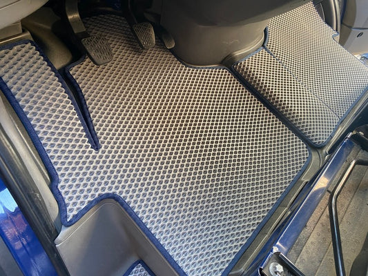 EVA Floor Mats V1 (Gray) for Volkswagen Crafter 2006-2016 - image 1