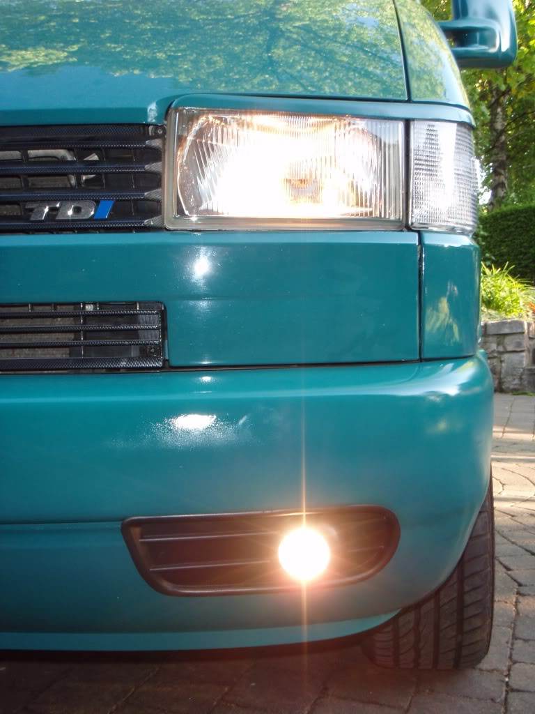 Fog lights (with LED lamp) for Volkswagen T4 Transporter - Reelken Auto