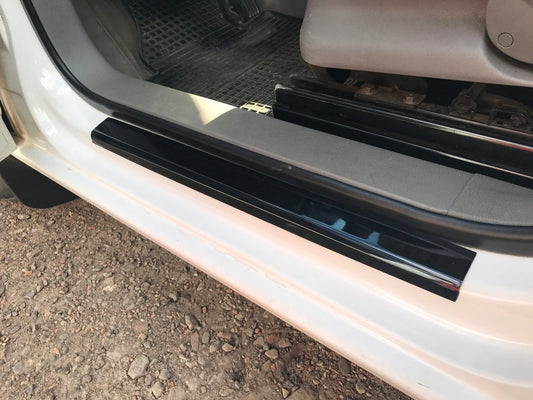 Door sills (ABS plastic) for Volkswagen Caddy 2015-2020 - image 2