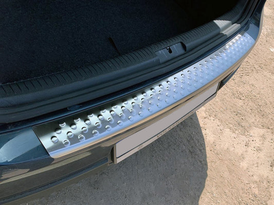The trim on the rear bumper OmsaLine (stainless) for Volkswagen Golf 5 - image 2