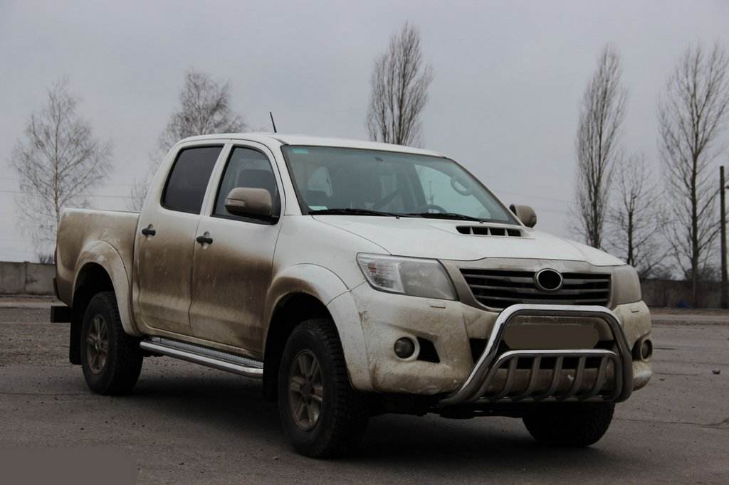 The WT002 bumper guard (stainless) for Toyota Hilux 2006-2015 - Reelken Auto