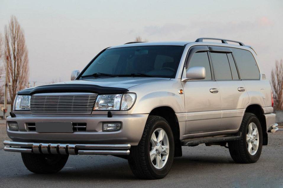 Front arc ST015 (stainless) for Toyota Land Cruiser 100 - Reelken Auto
