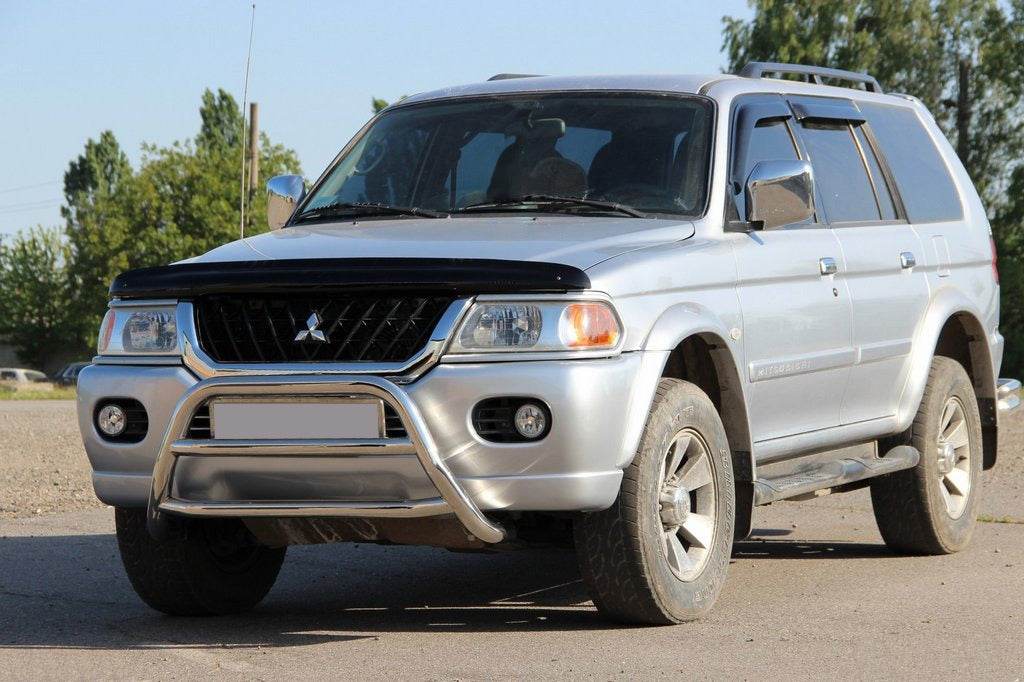 The WT022 bumper guard (stainless) for Mitsubishi Pajero Sport 1996-2007 - Reelken Auto