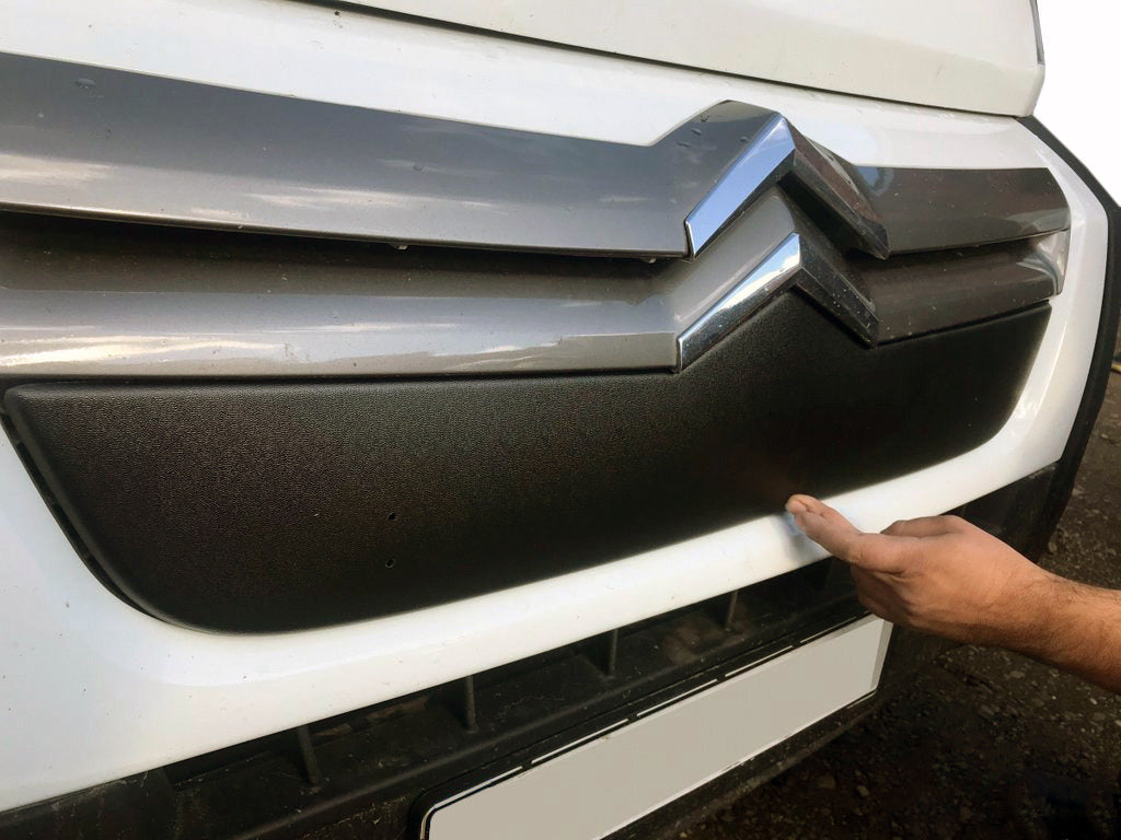 Winter grille (2006-2014) for Citroen Jumper 2007-2025 - image 3