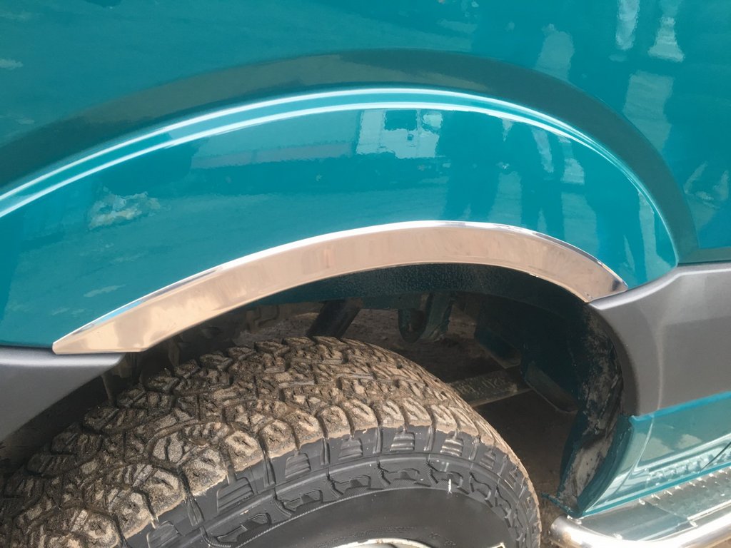 Narrow Stainless Steel Fender Trims (4 pcs) for Volkswagen Crafter 2006-2016 - image 4