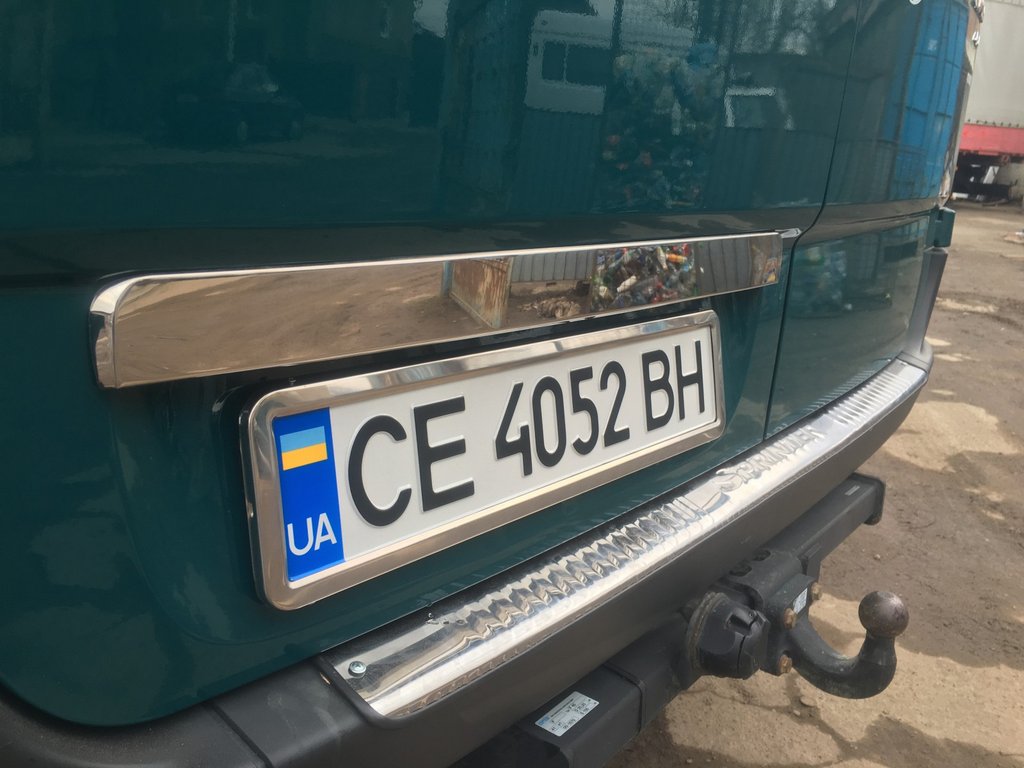 Trim above the number (stainless steel.) for Volkswagen Crafter 2006-2016 - image 3