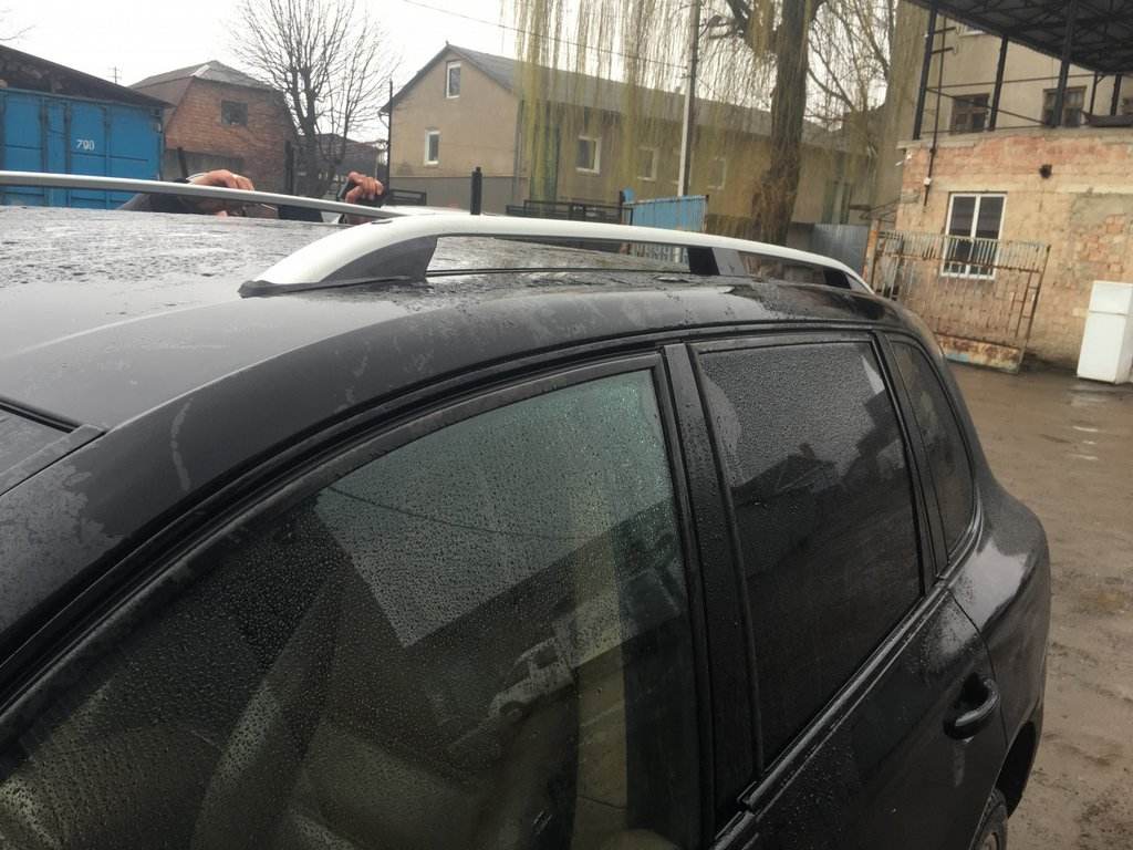 Skyport railings (grey) for Porsche Cayenne 2003-2010 - Reelken Auto