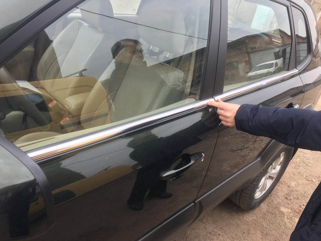 Glass edging (4 pieces, stainless steel) for Hyundai Tucson JM 2004↗ - Reelken Auto