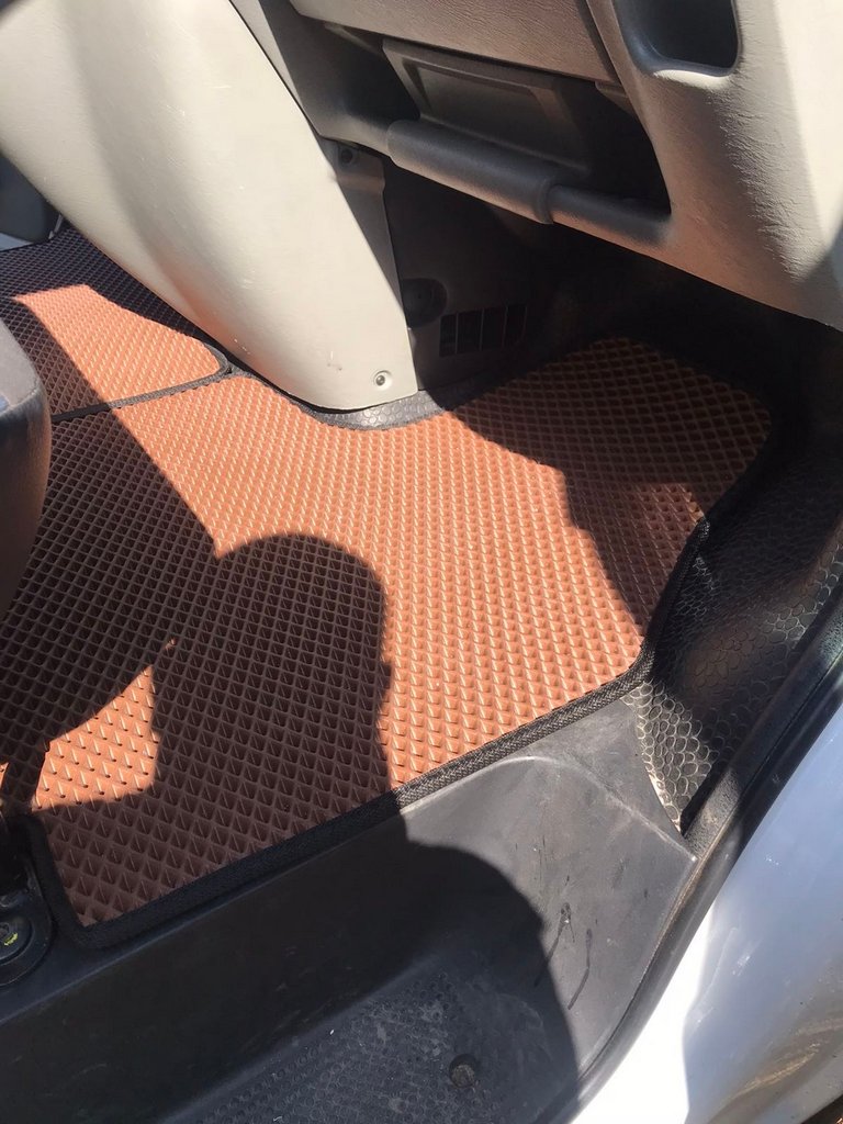 EVA Floor Mats (brick red) for Opel Vivaro 2001-2015 - image 3