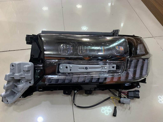 Headlights 2016+ (Bugatti) for Toyota Land Cruiser 200 - Reelken Auto