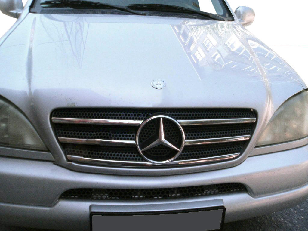 Chrome Trim Covers for Grille Edge (5 pcs, Stainless Steel) for Mercedes ML W163 1997-2005 - image 1