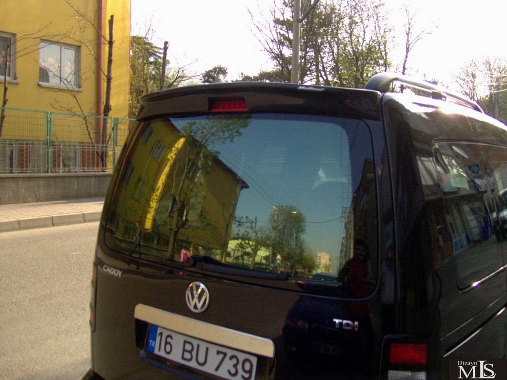 Kalin Spoiler (primed for painting) for Volkswagen Caddy 2010-2015 - image 2