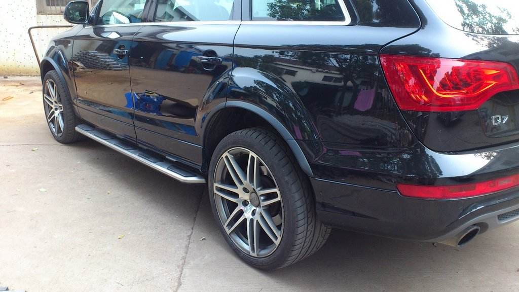 Side steps OEM (2 pieces, aluminum) for Audi Q7 2005-2015 - Reelken Auto
