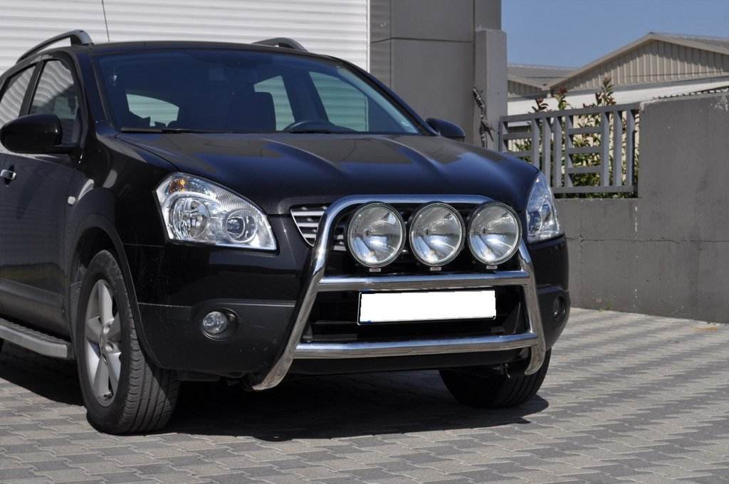 The WT018 bumper guard (stainless) for Nissan Qashqai 2010-2014 - Reelken Auto