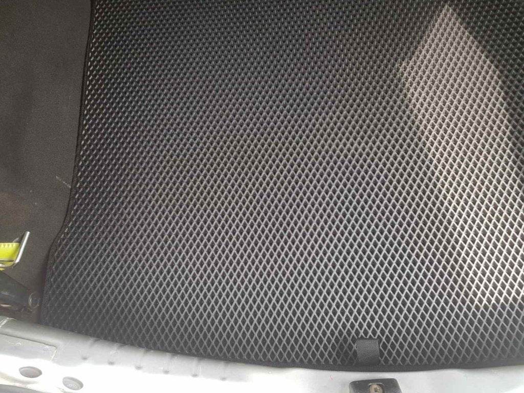 Trunk mat (EVA, Black) for Dacia Sandero 2007-2013 - Reelken Auto