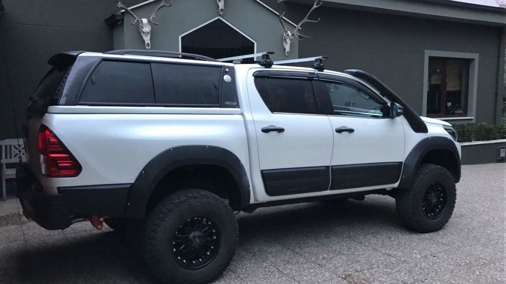 Fender Flares (2015-2020, ABS, Bolt-On) for Toyota Hilux 2015- - image 13