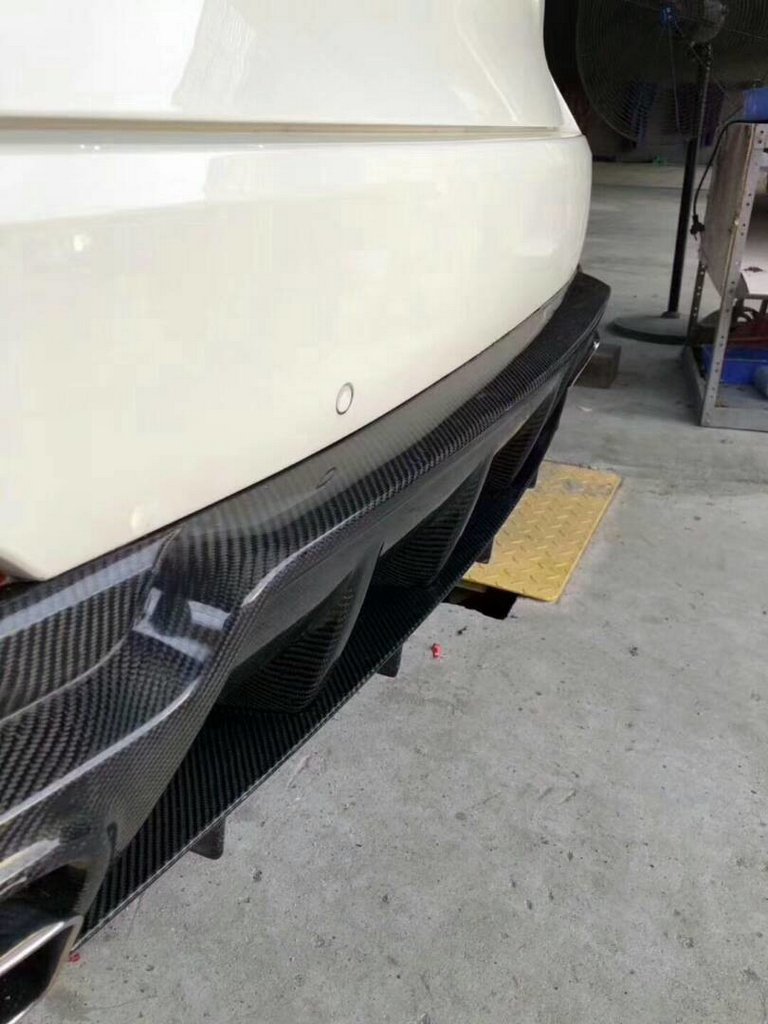 Mansoru Body Kit (Real Carbon) for Maserati Levante 2016- - image 4