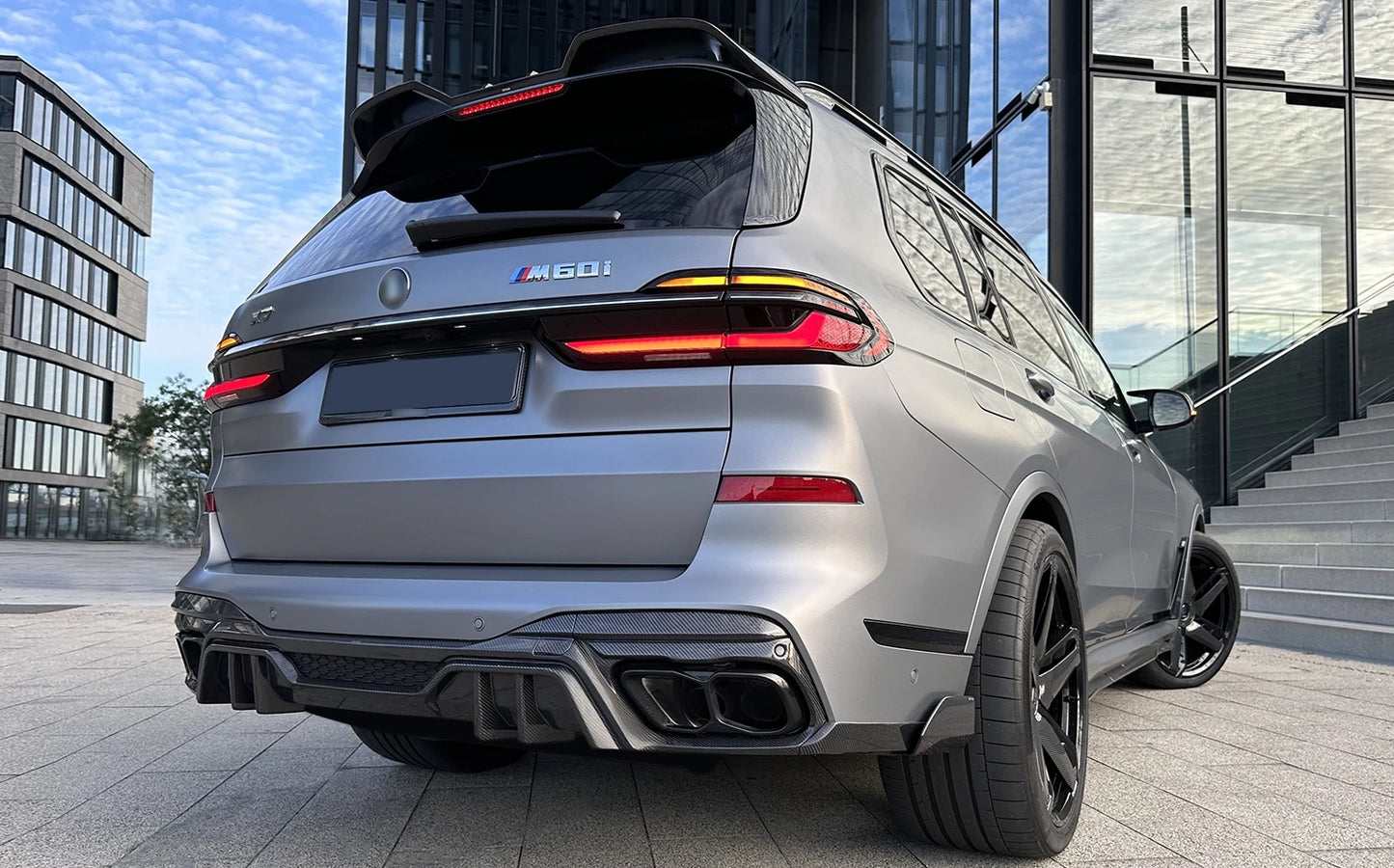 LRT Carbon Body Kit (2023- ) for BMW X7 G07 2019- - image 10