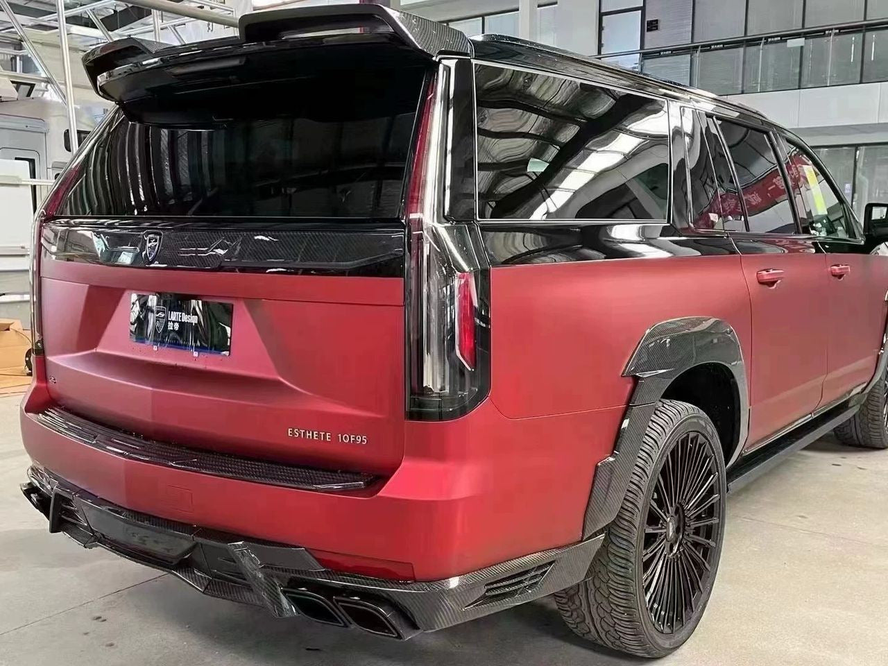 LRT Carbon Body Kit for Cadillac Escalade 2020- - image 22