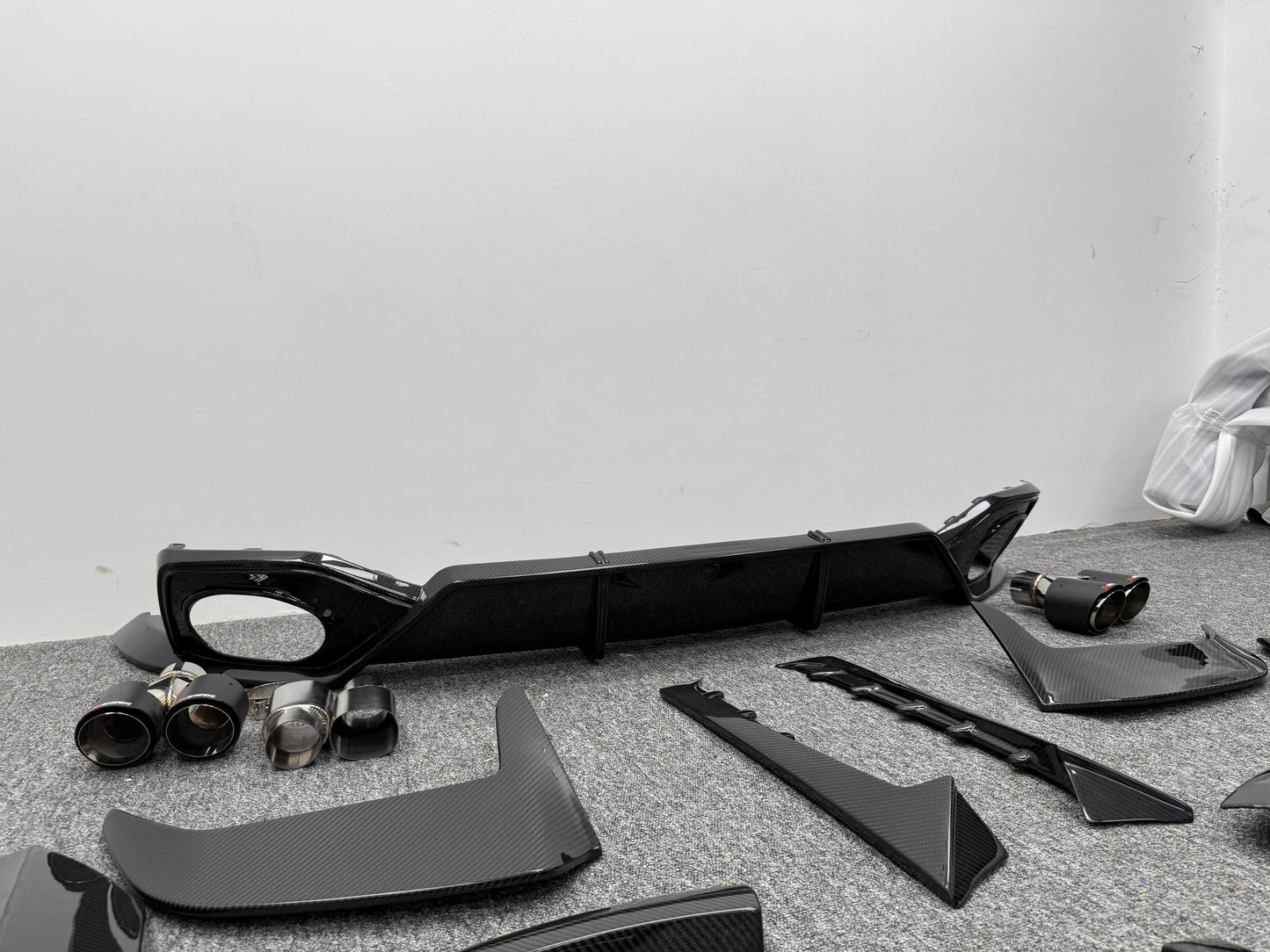 Carbon Set Body Kit (for RSQ8 2024+) for Audi Q8 2018- - image 7