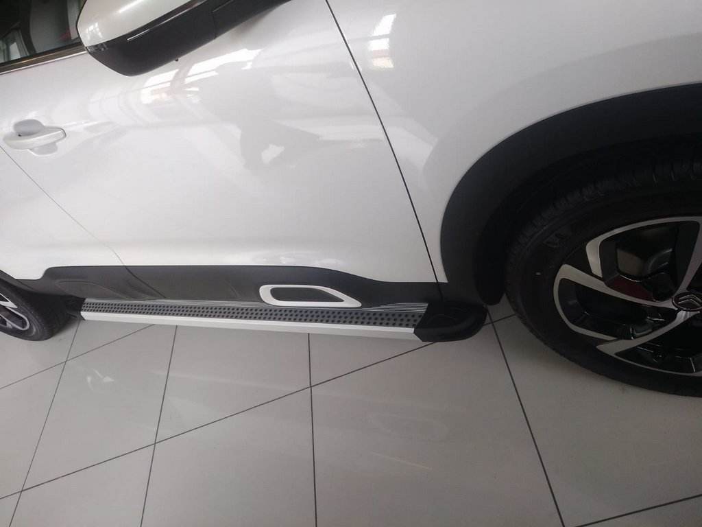 Lateral platforms Maya V2 (2 pieces, aluminum) for Peugeot 3008 2016-2023 - Reelken Auto