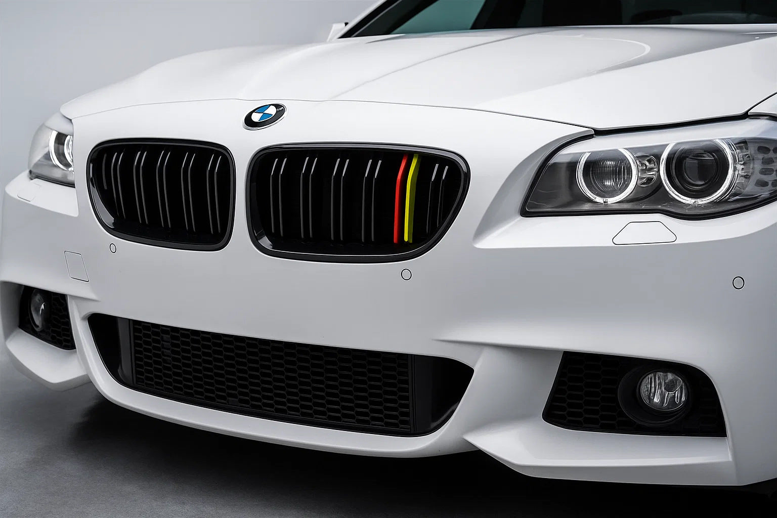 Kidney Grilles M-Look (German Color) for BMW 5 Series F-10/11/07 2010-2016 - image 1