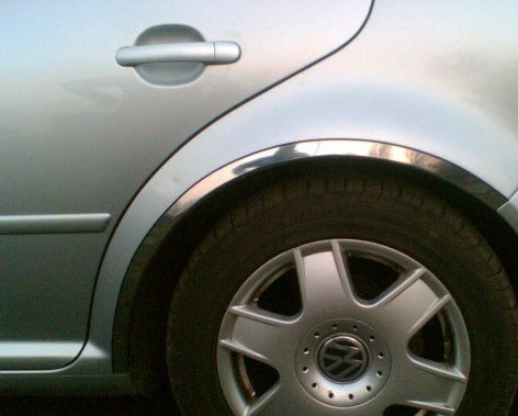 Stainless Steel Fender Trim (4 pcs) for Dacia Sandero 2013-2020 - image 1