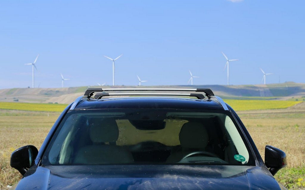 Roof rack (cross bars) for integrated roof rails lockable WingCarrier V2 (2 pcs) for Volvo XC90 2015- - image 2