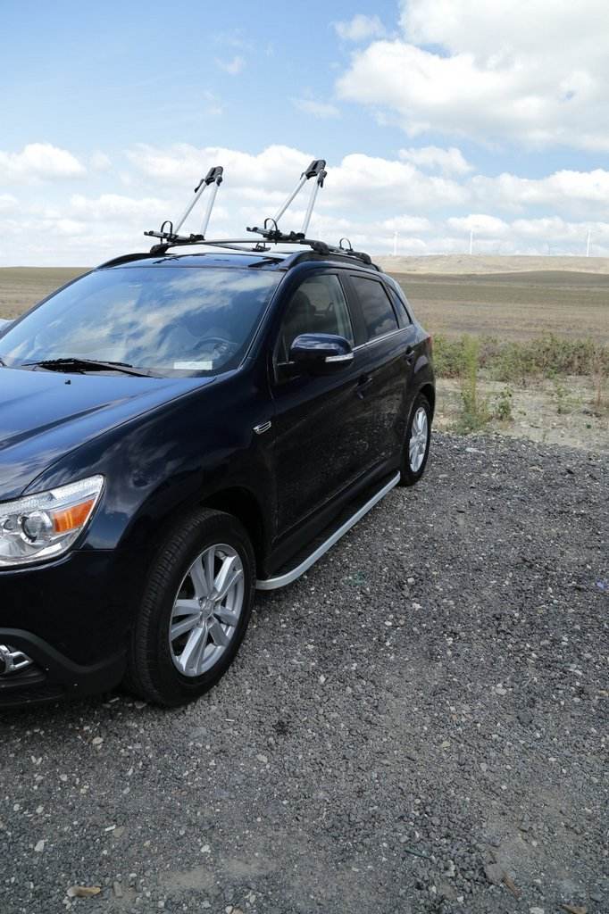 Side sills Tayga Grey (2 pieces, aluminum) for Mitsubishi Outlander 2006-2012 - Reelken Auto