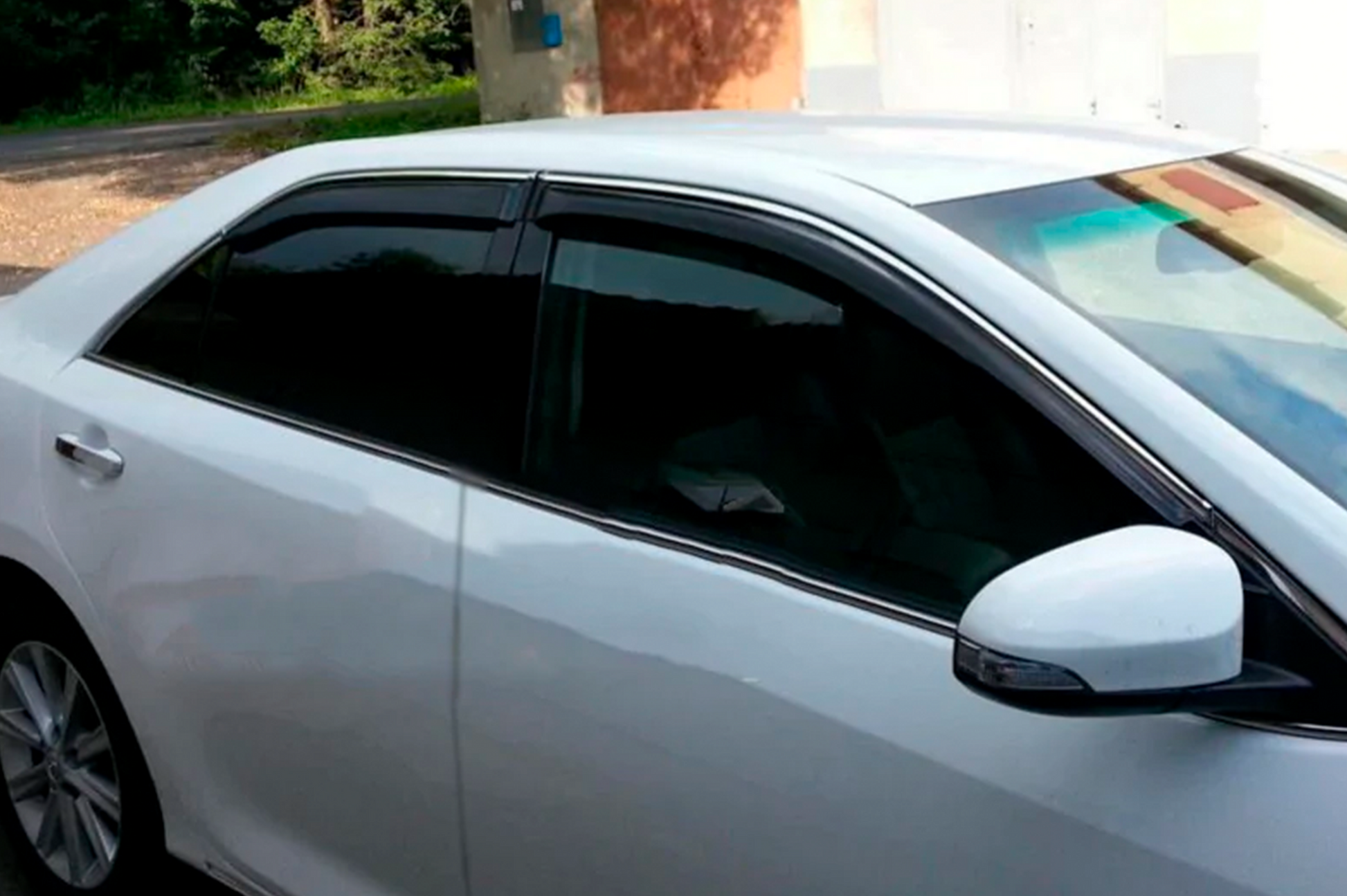 Window visors with chrome trim (2011-2017 EU / 2011-2014 USA, 4 pcs, HIC) for Toyota Camry 2011–2017 - image 6