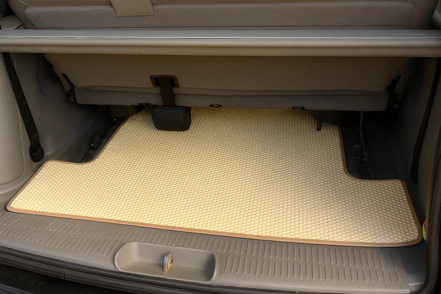 Trunk Mat (EVA, Beige) for Chrysler Voyager 2001-2007 - image 1