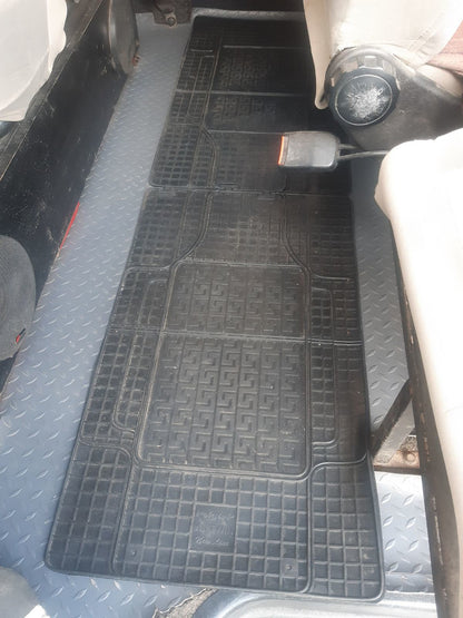 Rear Rubber Floor Mats (2 pcs, Polytep) for Volkswagen T4 Transporter 1990-2003 - image 3