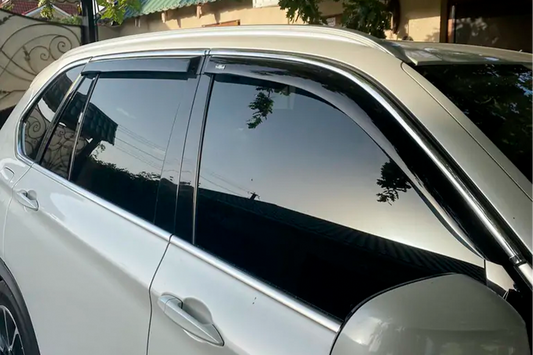 Window deflectors with chrome trim (4 pcs, HIC) for BMW X5 F15 2013-2018 - image 1