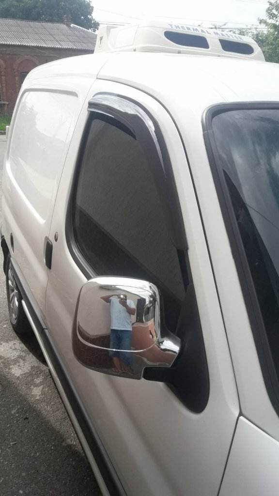 Covers for mirrors (2 pcs, plastics) for Peugeot Partner 1996-2008 - Reelken Auto