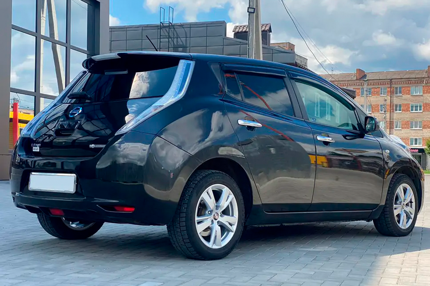 Window Deflectors (4 pcs, HIC) for Nissan Leaf 2010-2017 - image 4