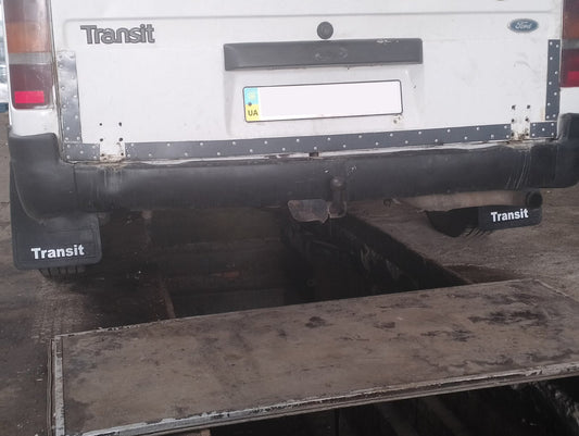 Premium Straight Mud Flaps (2 pcs) for Ford Transit 1991-2000 - image 2