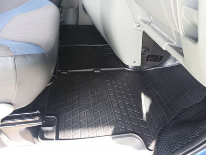 Rubber Floor Mats (3 pcs, Stingray) for Nissan Primastar 2002-2014 - image 2