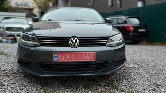 Lining on the grille 2011-2014 (4-piece, stainless steel) for Volkswagen Jetta 2011-2018 - Reelken Auto