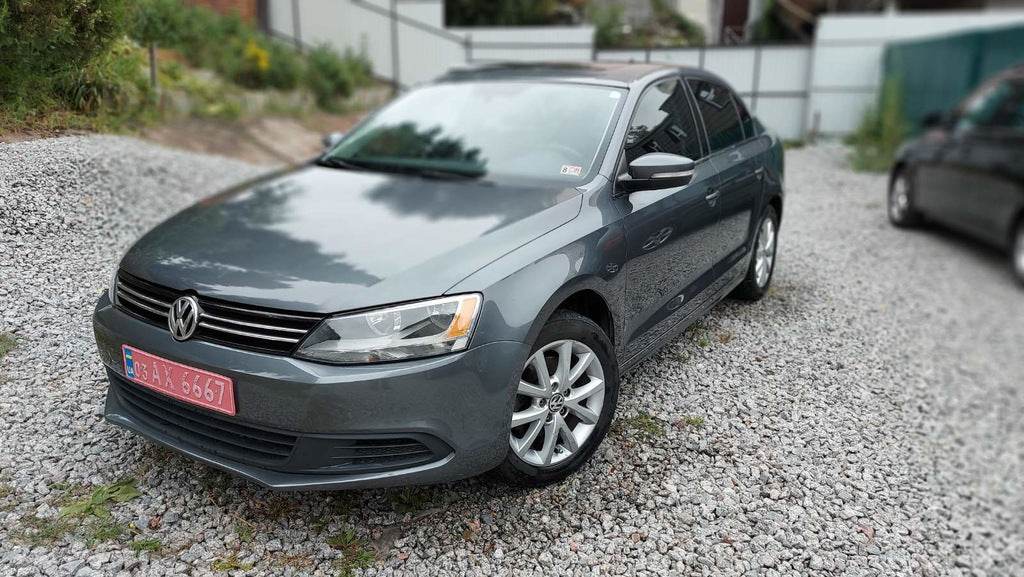 Lining on the grille 2011-2014 (4-piece, stainless steel) for Volkswagen Jetta 2011-2018 - Reelken Auto