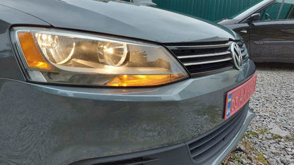 Lining on the grille 2011-2014 (4-piece, stainless steel) for Volkswagen Jetta 2011-2018 - Reelken Auto